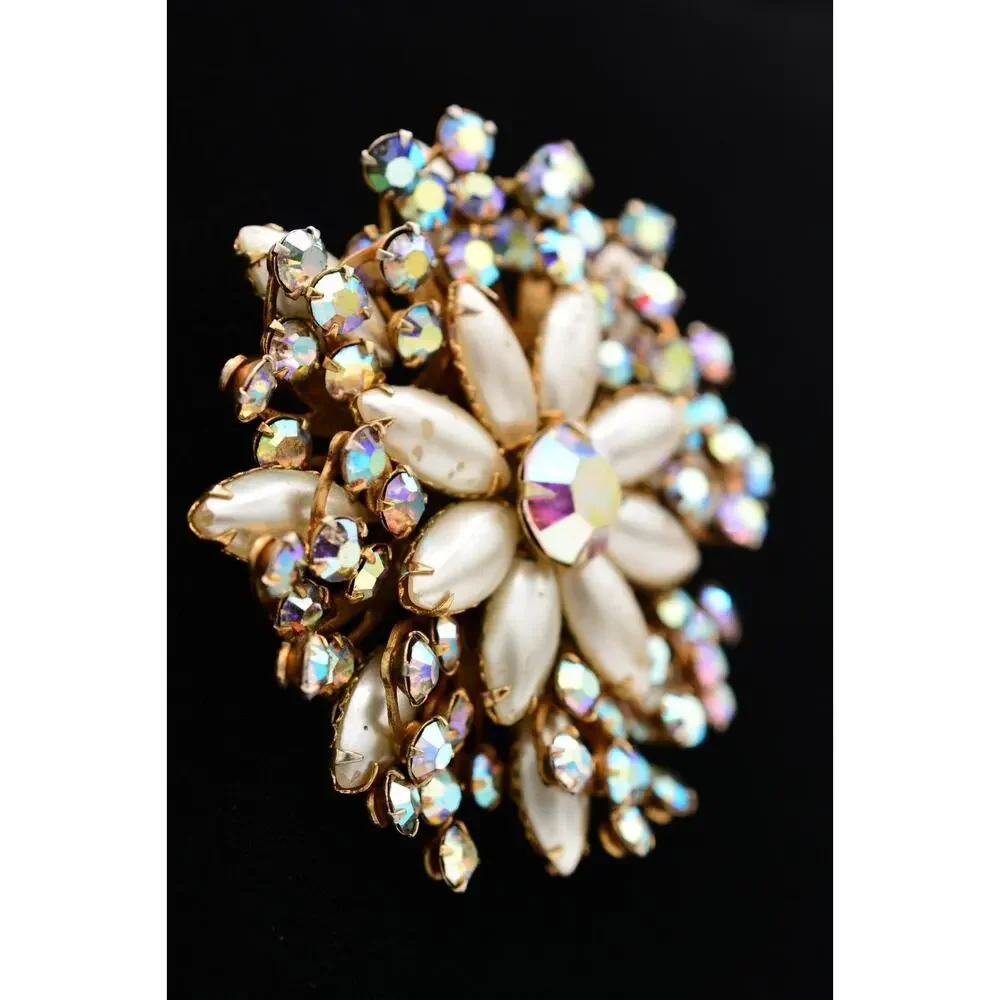 Vintage Crystal Flower Pin Brooch Aurora Borealis Rhinestone Prong 1980s BinAT